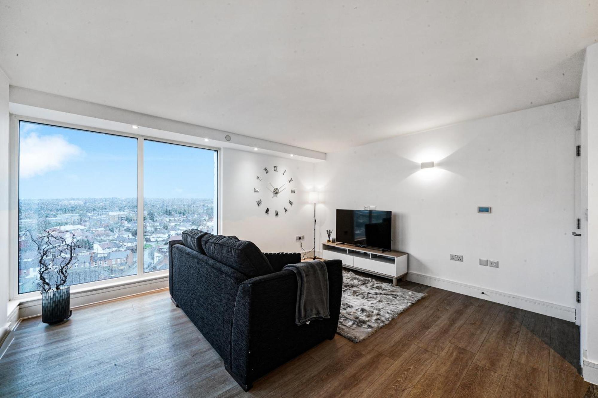 Luxury Apartment With Stunning Views On 10Th Floor Edgware Esterno foto